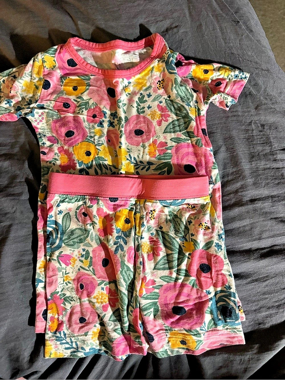 Little Sleepies Girls short sleeve pajamas 18-24 Months Like New